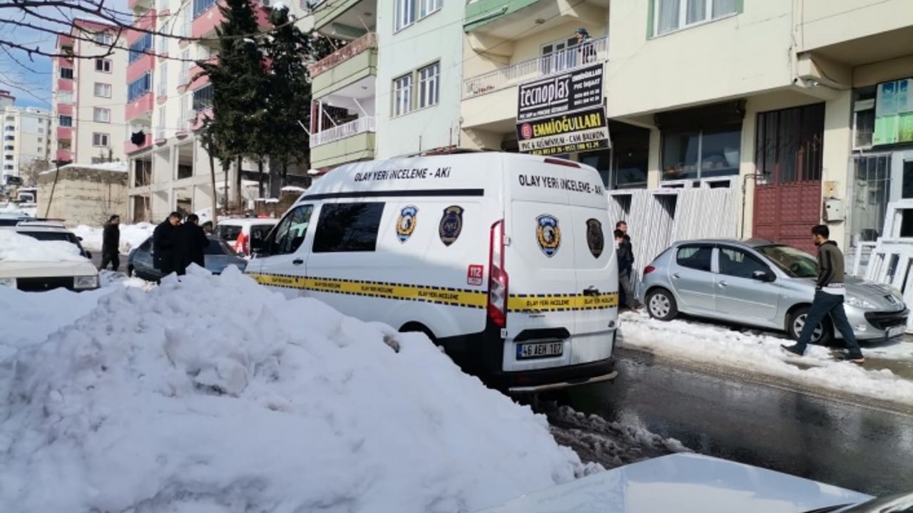 Doğalgaz zehirlenmesinde baba öldü eşi ve çocukları tedavi altında