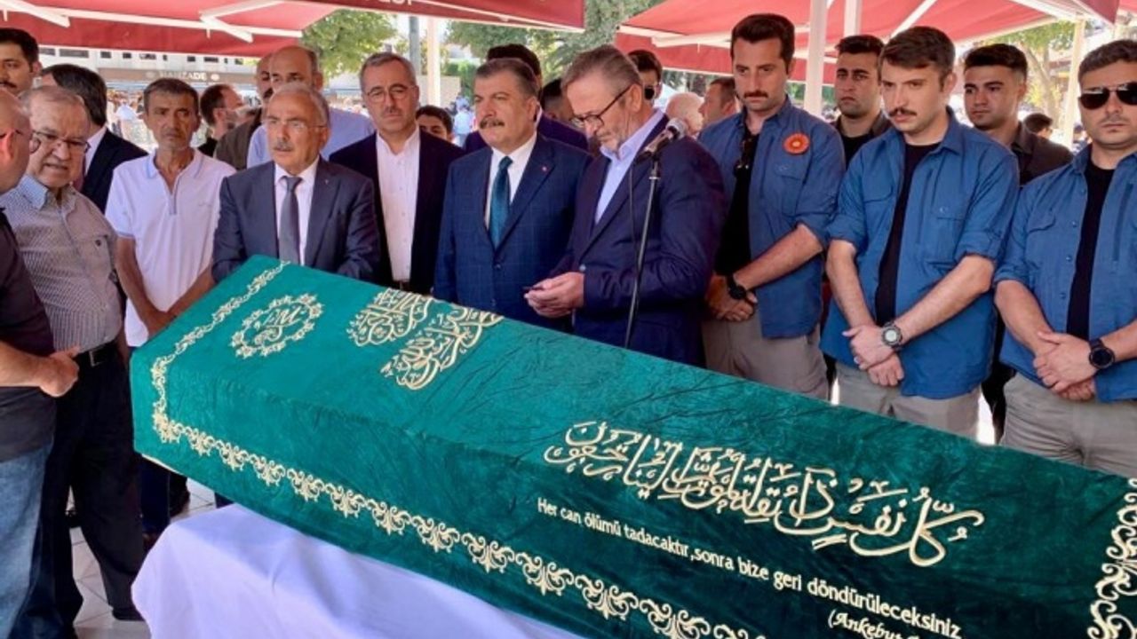 Kahramanmaraşlı Yazar Özdenören Son Yolculuğuna Uğurlandı