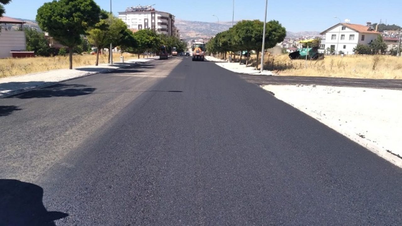 Pazarcık’ta Mehmet Özdal Caddesi Yenileniyor
