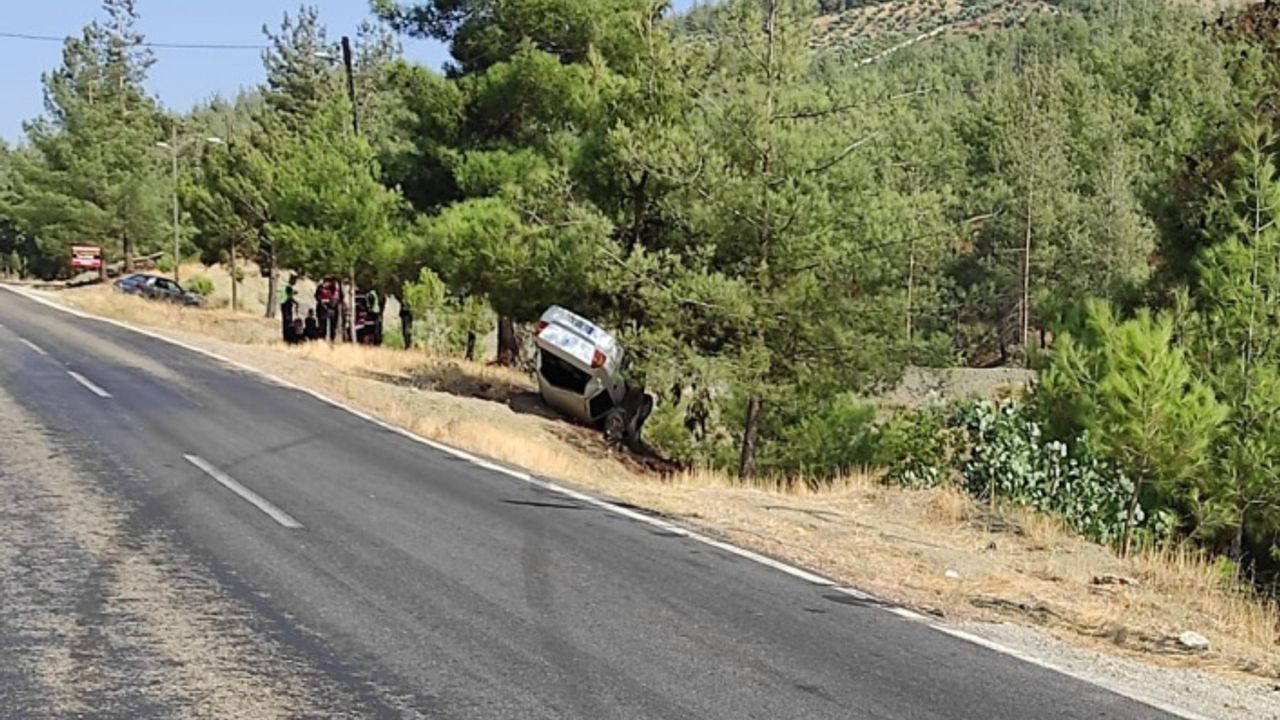 Kahramanmaraş’ta otomobil takla attı: 2 yaralı  