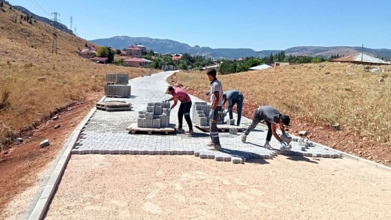 Göksun’da Mahallelerin Ulaşım Standardı Artıyor