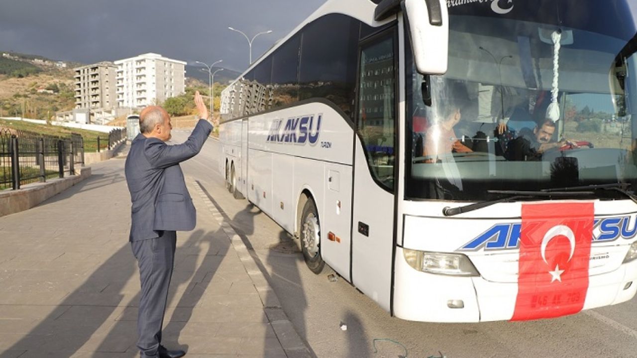 Başkan Okay, Gençlere Milli Maç Heyecanı Yaşattı