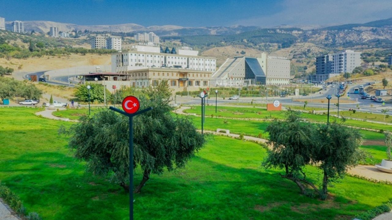 Dulkadiroğlu Kamu Külliyesi Parkı Hizmete Açıldı
