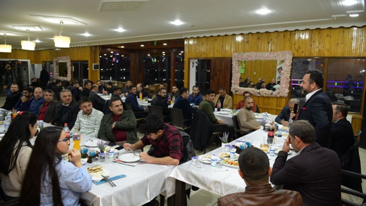 Elbistan’da sokak hayvanları ve hayvan barınağı ile ilgili toplantı düzenlendi