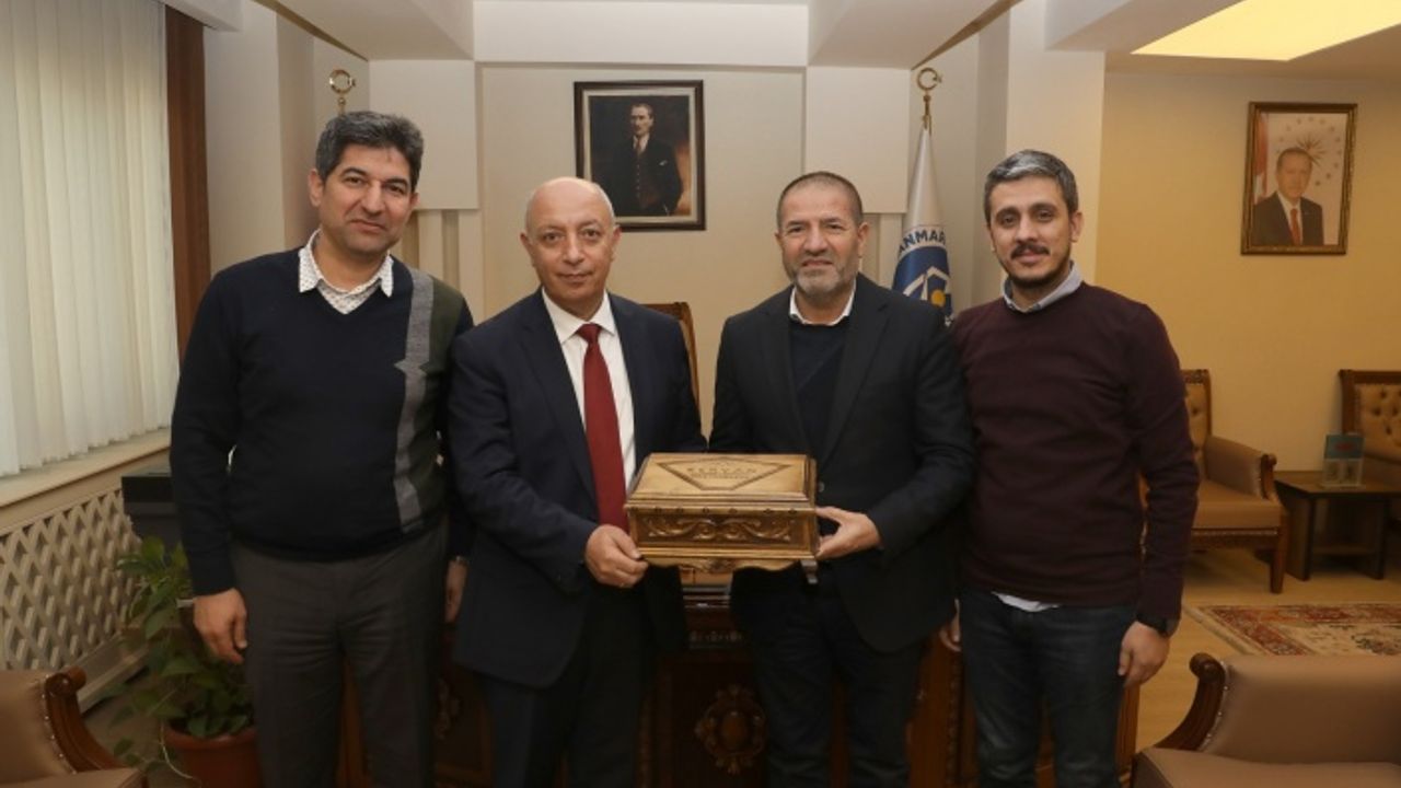 Kervan Ailesinden Rektör Bakan’a “Hayırlı Olsun” Ziyareti 