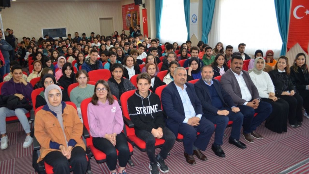 Kervancıoğlu kariyer günü etkinliğinde yoğun ilgi gördü!