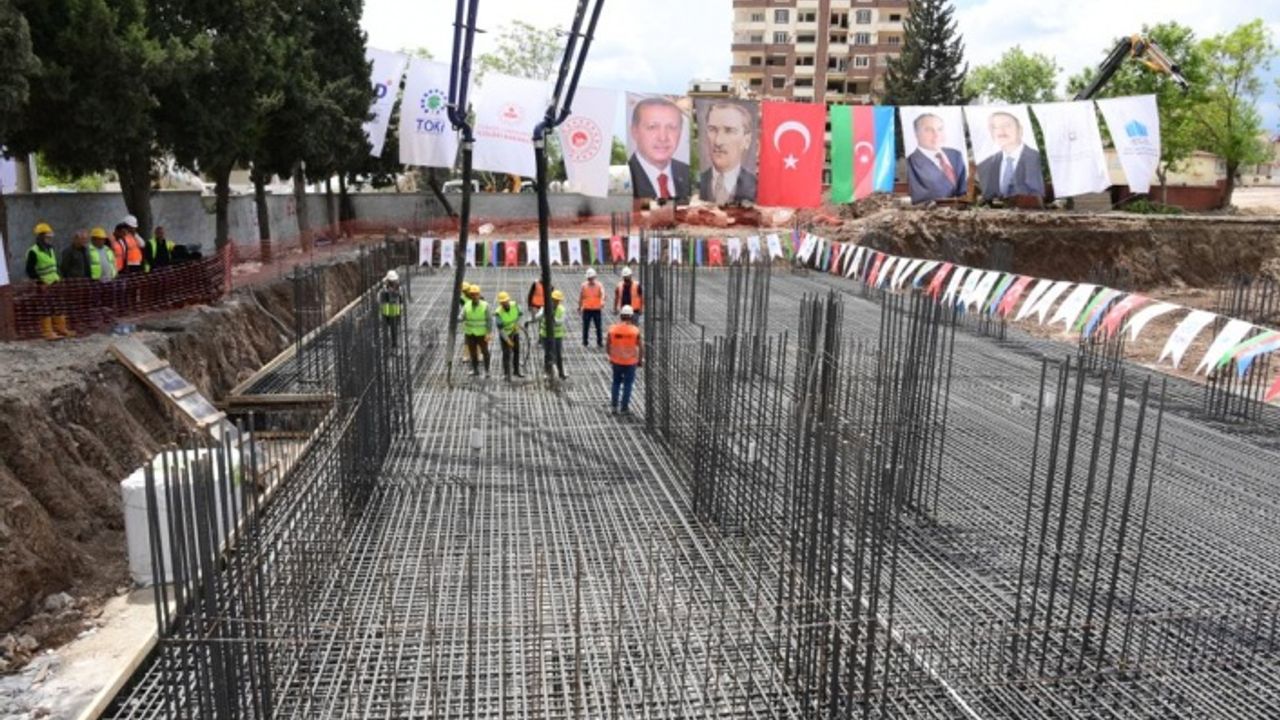 Cumhurbaşkanı Erdoğan’ın Katılımıyla Haydar Aliyev İlkokulu’nun Temeli Atıldı