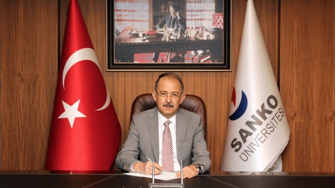 Rektör Dağlı:“15 Temmuz, Türk Milletinin Demokrasiye Bağlılığını, Birlik Ve Beraberliğini, Tüm Dünyaya Bir Kez Daha Gösterdiği Tarihtir”