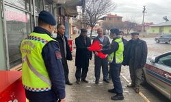 Jandarma trafik sürücülere güvenli trafiği anlattı 