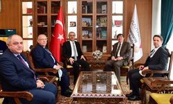 Başkan Güngör Eski Büyükelçi Kök’ü ağırladı