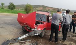 Pazarcık’ta iki otomobil çarpıştı: 2 yaralı  