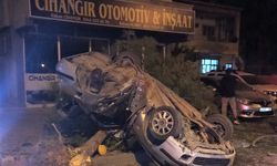 Elbistan’da ağaca çarpan otomobil sürücüsü ağır yaralandı 