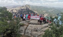Depremin merkez üssü Kahramanmaraş'ta ilk doğa yürüyüşü gerçekleştirildi