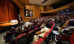 Yazar Tongar, Aile Olmak ve Aile Kalmanın Önemini Anlattı