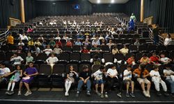 Kahramanmaraş'ta Minik Sanatseverlere Sinema Keyfi…