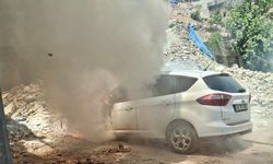 Kahramanmaraş’ta otomobil yangını