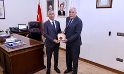 Araştırmacı Yazar Ali Avgın’ın Yeni Romanı “Hades Geçidi” Raflardaki Yerini Aldı