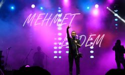 Mehmet Erdem, KAFUM Açık Hava Korosu’na Dönüştü