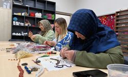 Takı Tasarım Kursunda Hobiler Mesleğe Dönüşüyor