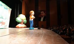 “Sevimli Dinozor Dobizor” ile Minikleri Sanatla Buluştu