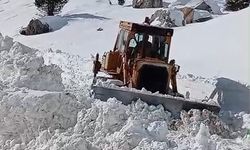 Kırsalda Karla Mücadele Sürüyor