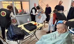 Bir Tebessüm İçin Birlik Oldular