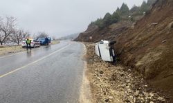 Kahramanmaraş’ta Otomobil Devrildi: 3 Kişi Yaralandı