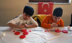 Minik Eller Ramazan Kandili Tasarladı