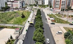 Ahır Dağı Caddesi’nde Asfalt Mesaisi Sürüyor