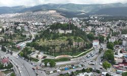 Tarihi Kalede Depremin İzleri Hızla Siliniyor