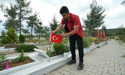 Kapıçam Mezarlığı Bayrama Hazırlanıyor