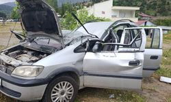 Kahramanmaraş’ta Otomobil Elektrik Direğine Çarptı: 1 Yaralı