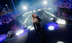 Derya Uluğ Kahramanmaraş’ta Sahne Aldı