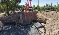 Elbistan Kırsalında Ulaşımı Rahatlatacak Yeni Köprünün Temeli Atıldı