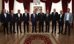 AK Parti Kahramanmaraş Heyeti İl Jandarma Komutanı Tataroğlu’nu Ziyaret Etti