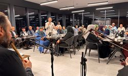 Büyükşehir, Şehrin Ulu Çınarlarını Kalede Müzik ve Neşeyle Buluşturdu