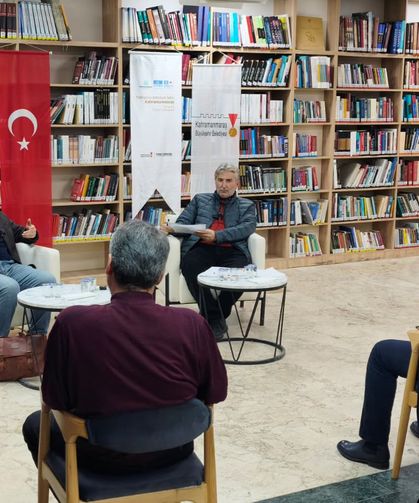 Yazar Köneçoğlu ve Süngü, Sözcüklerin Büyüsünü Edebiyatseverlerle Paylaştı