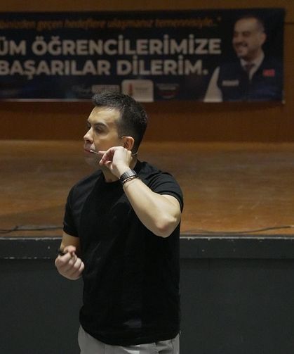 YKS ve KPSS Kazandıran Taktikler Kampı yoğun katılımla başladı