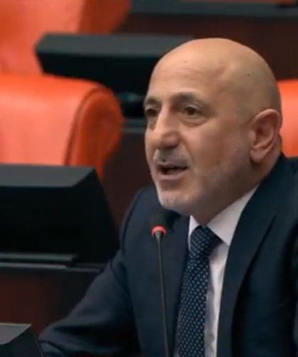 CHP’li Öztunç: “Depremin üzerinden 3 yıl geçti, Narlı’da tek bir TOKİ konutu yapılmadı”