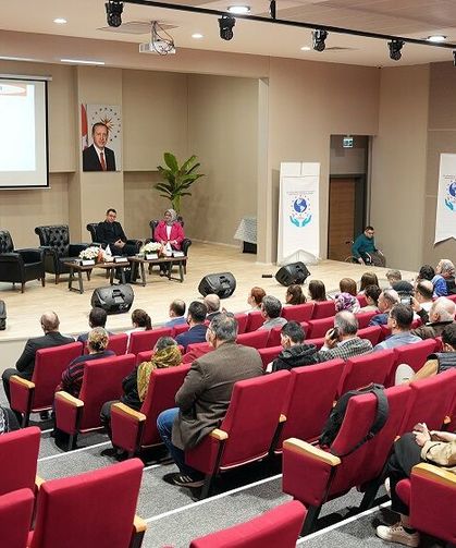 Uzman İsimler Otizmi Tüm Yönleriyle Ele Aldı