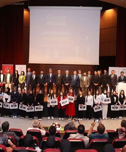 Gençler Kürsüde Projesi İl Finali Yoğun Katılımla Gerçekleştirildi