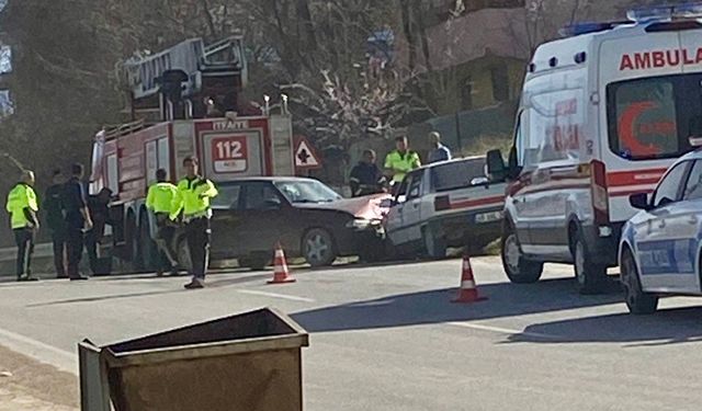 Afşin’de trafik kazası: 2 yaralı