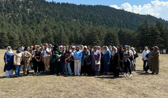 ‘Kadınlarla Baş Başa Doğa Gezileri’ Devam Ediyor…