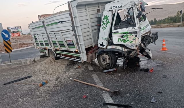 Elbistan’da trafik kazası: 2 yaralı