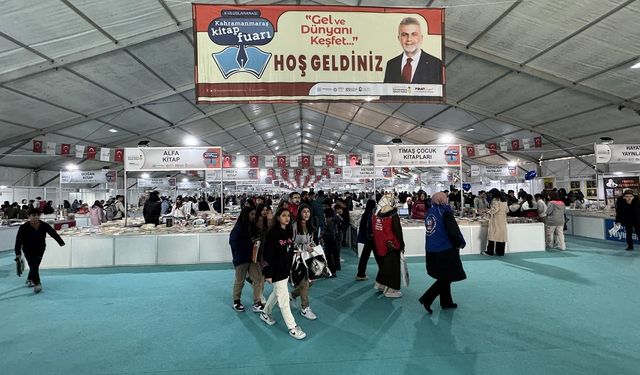 Büyükşehir Belediyesinin Uluslararası Kitap Fuarı Katılımcıların Beğenisini Kazanıyor