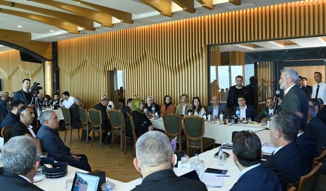 Başkan Görgel, Onikişubat Muhtarlarıyla Bir Araya Geldi