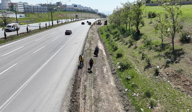 Batı Çevre Yolu’nda Temizlik Çalışması…