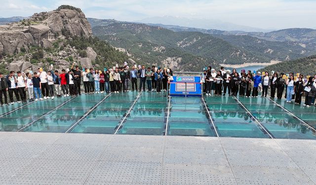 Gençler Ali Kayası'nda Edebiyat Yolculuğuna Çıktı…