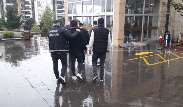 Kahramanmaraş'ta yasaklı Madde Ticareti Şüphelisi 3 Kişi Yakalandı