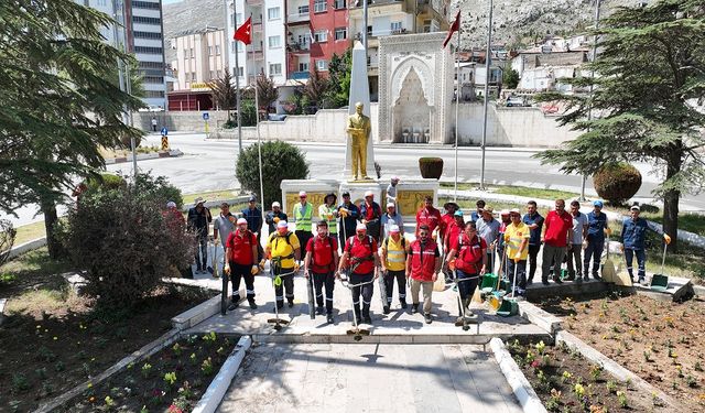Elbistan’da Büyükşehir Temizlik Seferberliği Başladı